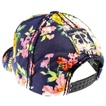 Lietuva kepurė su gėlių raštu galinis vaizdas