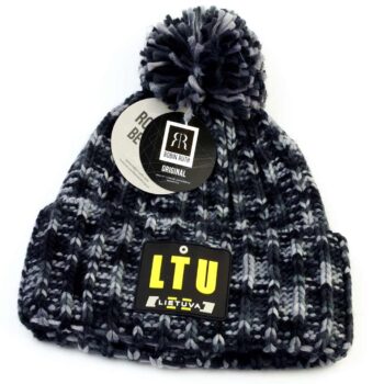 Juoda žieminė kepurė su bumbulu ir LTU Lietuva užrašu