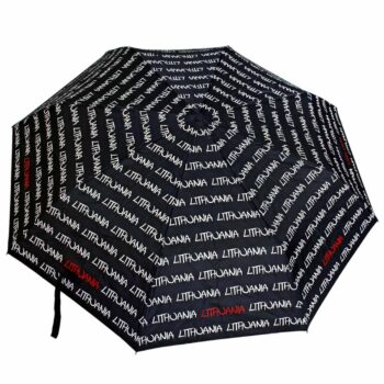Juodas skėtis su užrašu Lithuania