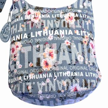 Lithuania rankinės audinio detalė su gėlėmis