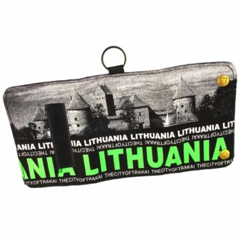juoda drobine pinigine lithuania trakai