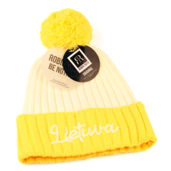 Žieminė balta ir geltona kepurė Lietuva su etiketėmis