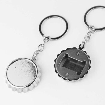 Raktų pakabukai, atidarytuvai, magnetai