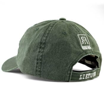 Žalios kepurės Lietuva galas su Robin Ruth logotipu