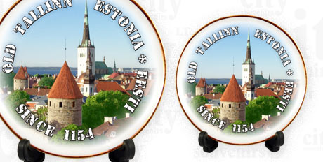 Porcelianinė lėkštutė su stoveliu Talinas Panorama